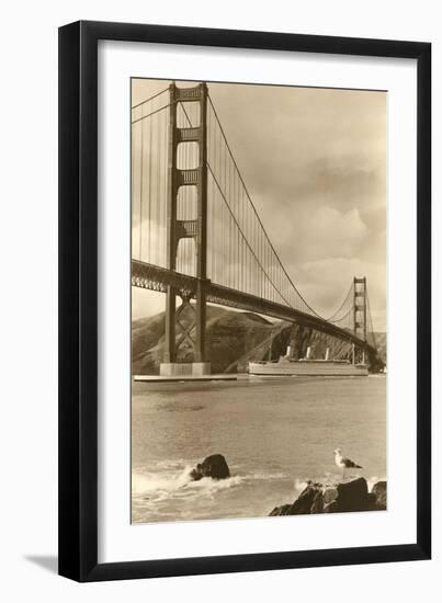 Golden Gate Bridge-null-Framed Art Print