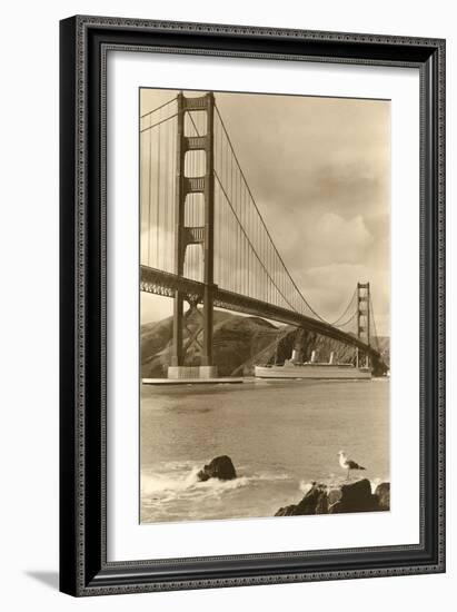 Golden Gate Bridge-null-Framed Art Print