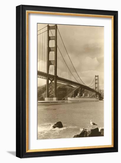 Golden Gate Bridge-null-Framed Art Print