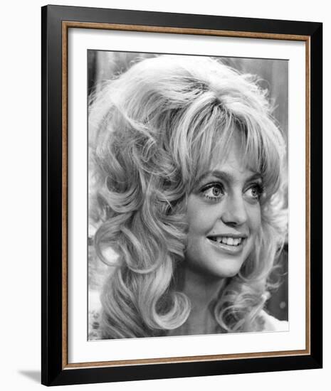 Goldie Hawn, Butterflies Are Free (1972)-null-Framed Photo