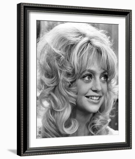 Goldie Hawn, Butterflies Are Free (1972)-null-Framed Photo