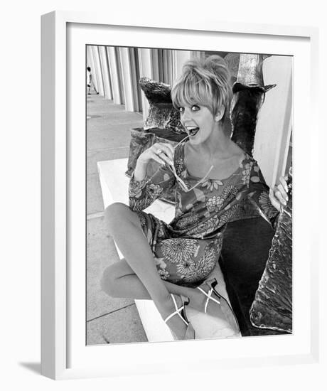 Goldie Hawn-null-Framed Photo