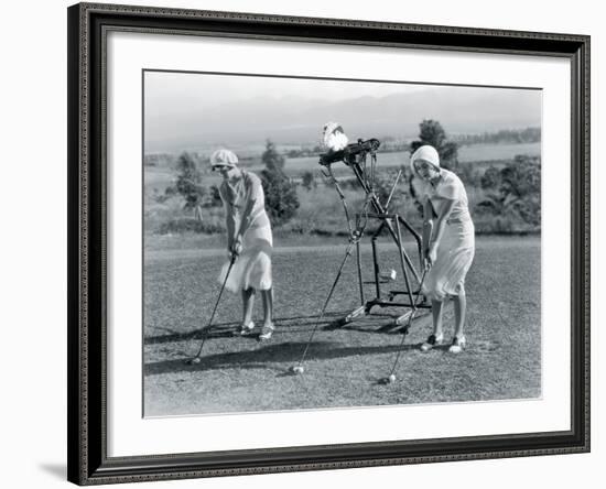 Golf Robot-The Vintage Collection-Framed Giclee Print