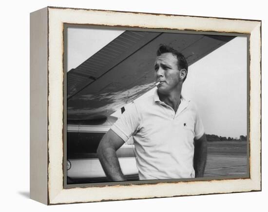 Golfer Arnold Palmer-John Dominis-Framed Premier Image Canvas