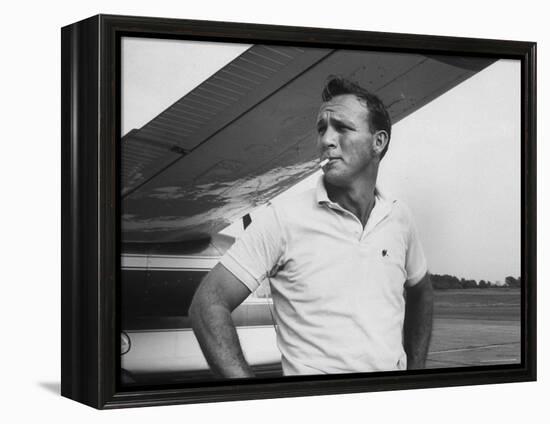 Golfer Arnold Palmer-John Dominis-Framed Premier Image Canvas