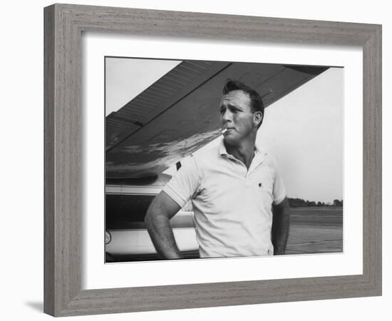 Golfer Arnold Palmer-John Dominis-Framed Premium Photographic Print