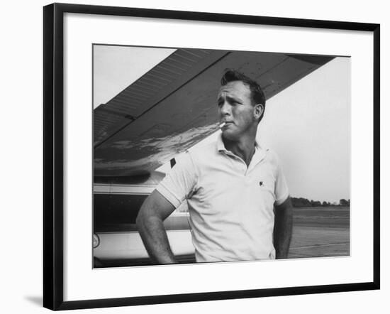 Golfer Arnold Palmer-John Dominis-Framed Premium Photographic Print