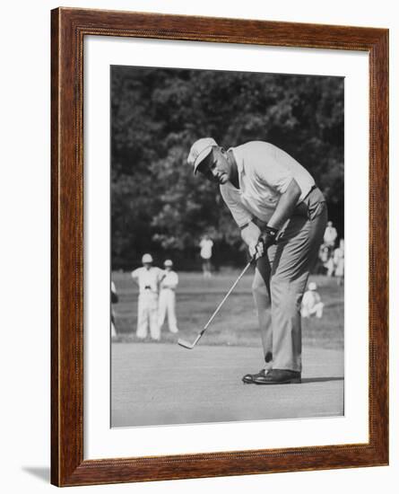 Golfer Jack Nicklaus Playing Golf-John Dominis-Framed Premium Photographic Print