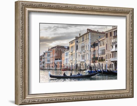 Gondola, La Volta, Grand Canal, elaborate Gothic palazzi at sunset in winter, Venice, UNESCO World-Eleanor Scriven-Framed Photographic Print