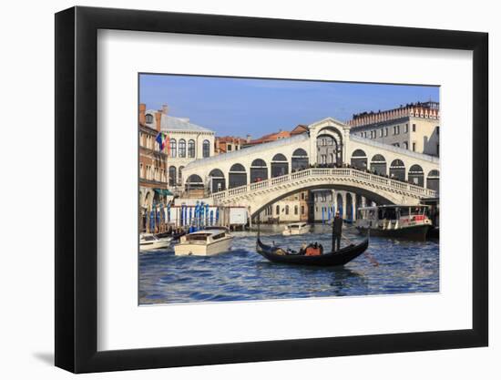 Gondola on Grand Canal and Rialto Bridge in winter, Venice, UNESCO World Heritage Site, Veneto, Ita-Eleanor Scriven-Framed Photographic Print