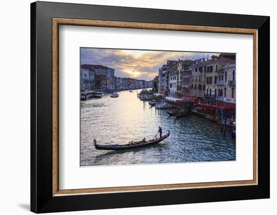 Gondola on the Grand Canal at sunset in winter, from Rialto Bridge, Venice, UNESCO World Heritage S-Eleanor Scriven-Framed Photographic Print