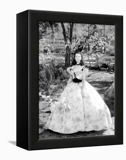Gone with the Wind, Vivien Leigh at Tara Plantation, 1939-null-Framed Stretched Canvas