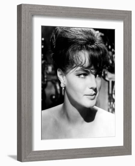 Good Neighbor Sam, Romy Schneider, 1964-null-Framed Photo