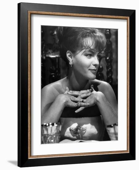 Good Neighbor Sam, Romy Schneider, 1964-null-Framed Photo