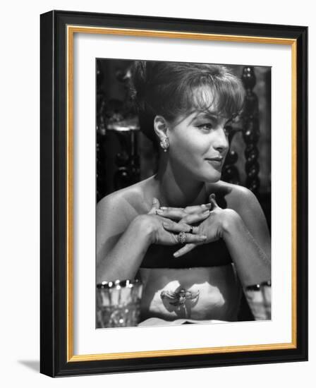 Good Neighbor Sam, Romy Schneider, 1964-null-Framed Photo