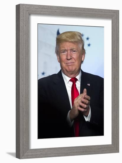 GOP 2016 Trump Conservatives-Cliff Owen-Framed Photographic Print