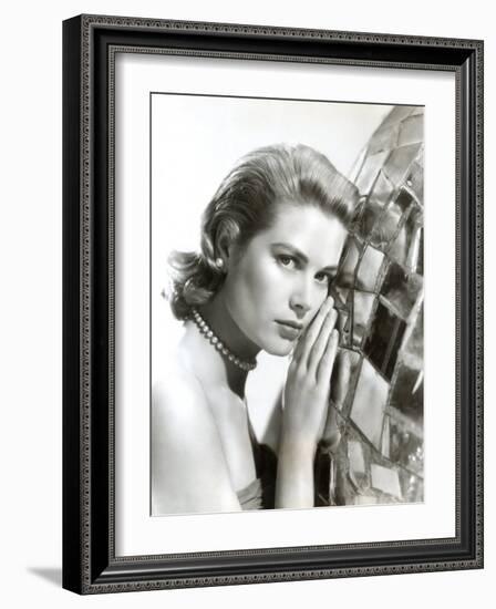 Grace Kelly, 1954-null-Framed Photo