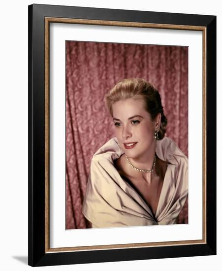 Grace Kelly, 1955 (photo)-null-Framed Photo