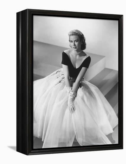 Grace Kelly, Rear Window, 1954-null-Framed Premier Image Canvas