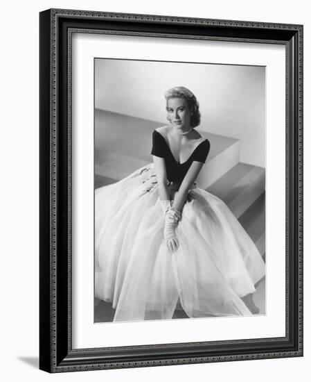 Grace Kelly, Rear Window, 1954-null-Framed Photographic Print