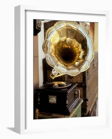 Gramophone, Bazaar Antique Shop, San Miguel de Allende, Mexico-Inger Hogstrom-Framed Photographic Print