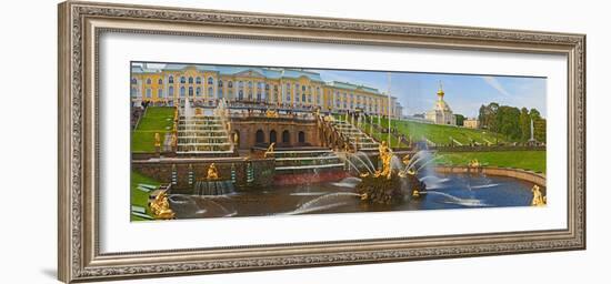 Grand Cascade Fountain in Front of the Peterhof Grand Palace, Petrodvorets, St. Petersburg, Russia-null-Framed Photographic Print