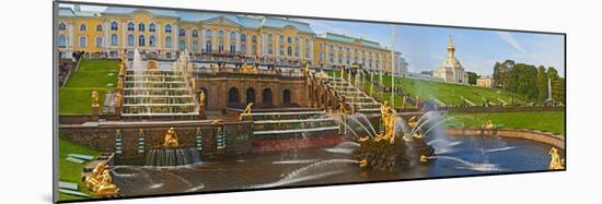 Grand Cascade Fountain in Front of the Peterhof Grand Palace, Petrodvorets, St. Petersburg, Russia-null-Mounted Photographic Print