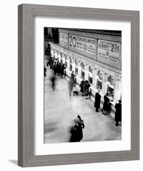 Grand Central Station, new York City, c.1930-null-Framed Art Print