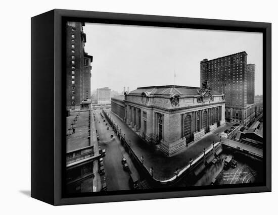 Grand Central Terminal-null-Framed Premier Image Canvas