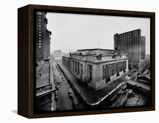 Grand Central Terminal-null-Framed Premier Image Canvas