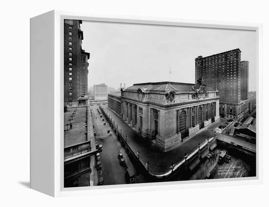 Grand Central Terminal-null-Framed Premier Image Canvas