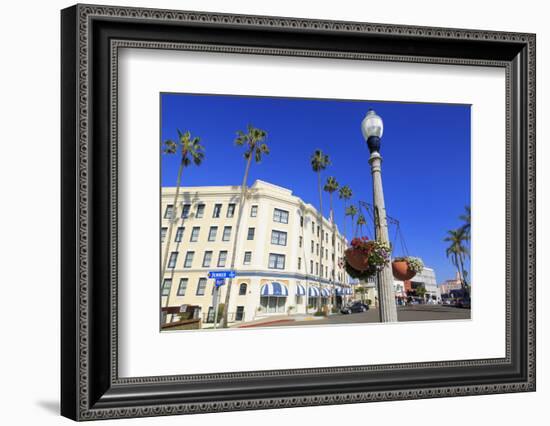 Grande Colonial Hotel, La Jolla, San Diego, California, United States of America, North America-Richard Cummins-Framed Photographic Print