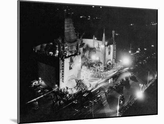 Grauman's Chinese Theater-null-Mounted Photographic Print