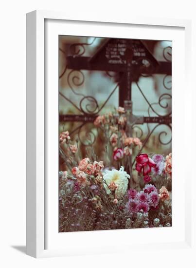 Grave with Flowers-Carolina Hernandez-Framed Photographic Print