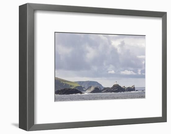 Great Britain, Scotland, Shetland, Unst, Out Stack, lighthouse-olbor-Framed Photographic Print