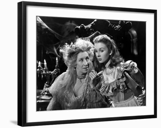 Great Expectations, Martita Hunt, Jean Simmons, 1946-null-Framed Photo