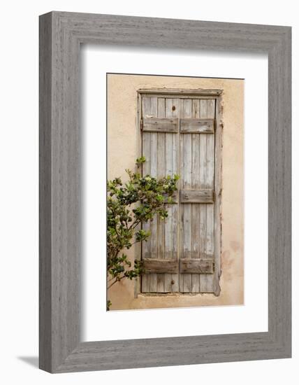 Greece, Crete, Chania, doorway-Hollice Looney-Framed Photographic Print