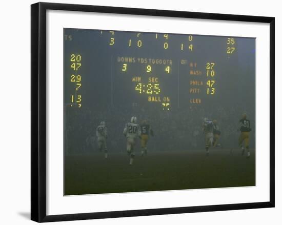 Green Bay Packers' Hornung Eluding Baltimore Colt's Defense to Score 5th Touchdown of Game, 1965-Art Rickerby-Framed Premium Photographic Print