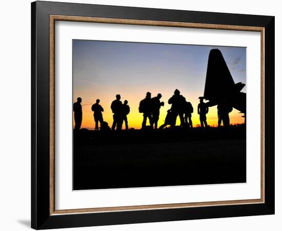 Green Berets Prepare to Board a KC-130 Aircraft-Stocktrek Images-Framed Photographic Print