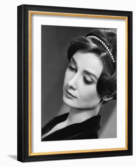 Green Mansions, Audrey Hepburn, 1959-null-Framed Photo