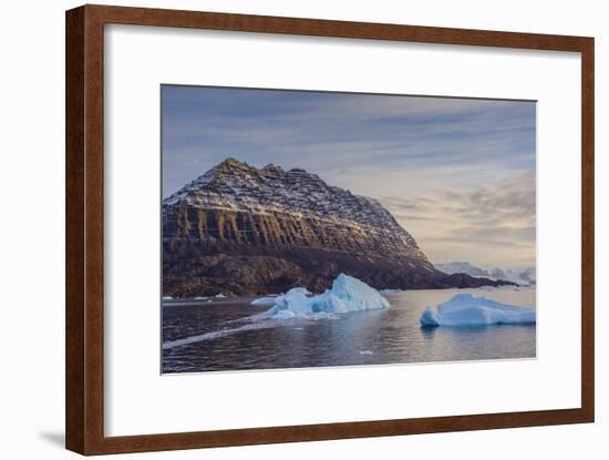 Greenland. Scoresby Sund. Icebergs and deeply eroded mountains.-Inger Hogstrom-Framed Photographic Print