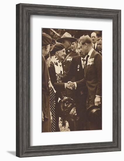 'Greeting a Canadian Mother', 1937-Unknown-Framed Photographic Print