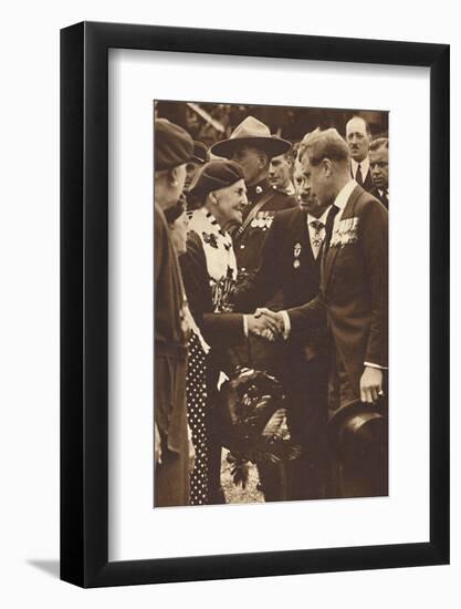 'Greeting a Canadian Mother', 1937-Unknown-Framed Photographic Print