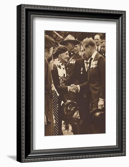 'Greeting a Canadian Mother', 1937-Unknown-Framed Photographic Print