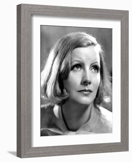 Greta Garbo (b/w photo)-null-Framed Photo