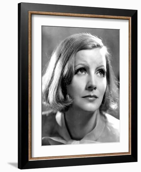 Greta Garbo (b/w photo)-null-Framed Photo