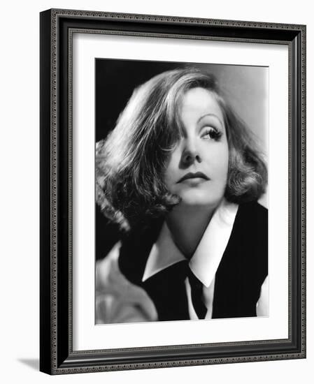 Greta Garbo-null-Framed Photo