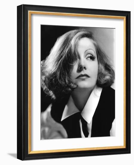 Greta Garbo-null-Framed Photo