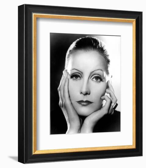 Greta Garbo-null-Framed Photo