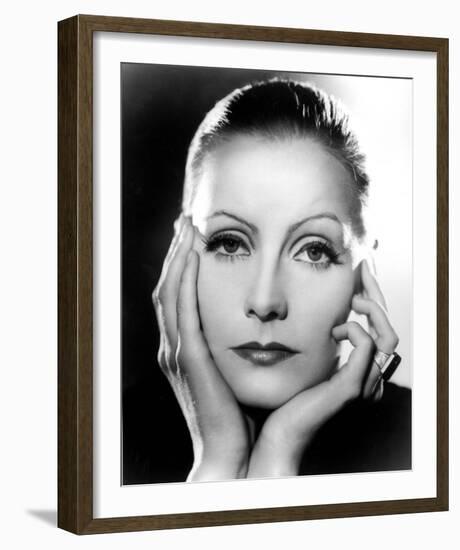 Greta Garbo-null-Framed Photo